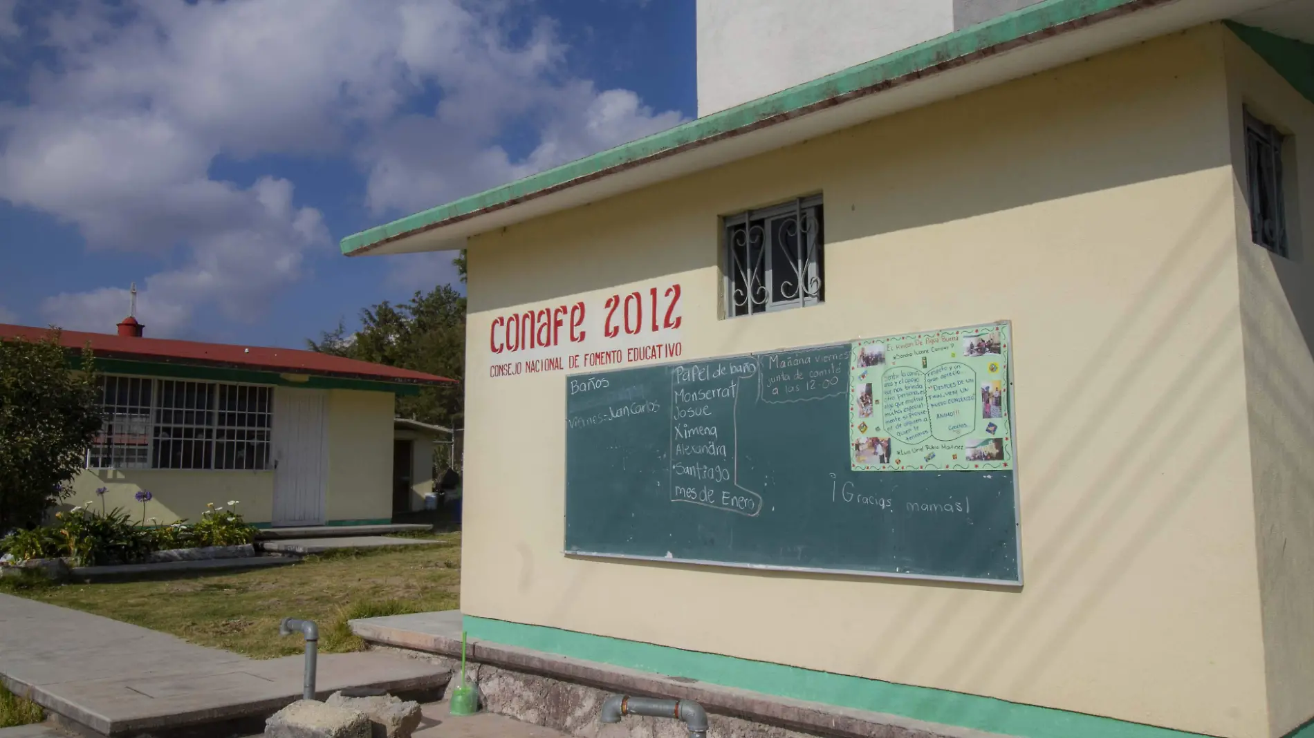 Conafe busca jóvenes comprometidos para llevar conocimientos de nivel básico en las poblaciones rurales.